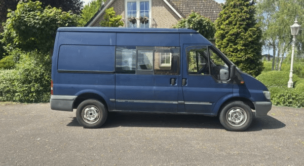 Ford Transit 300M 2.4TDdi HD DC (bj 2005)
