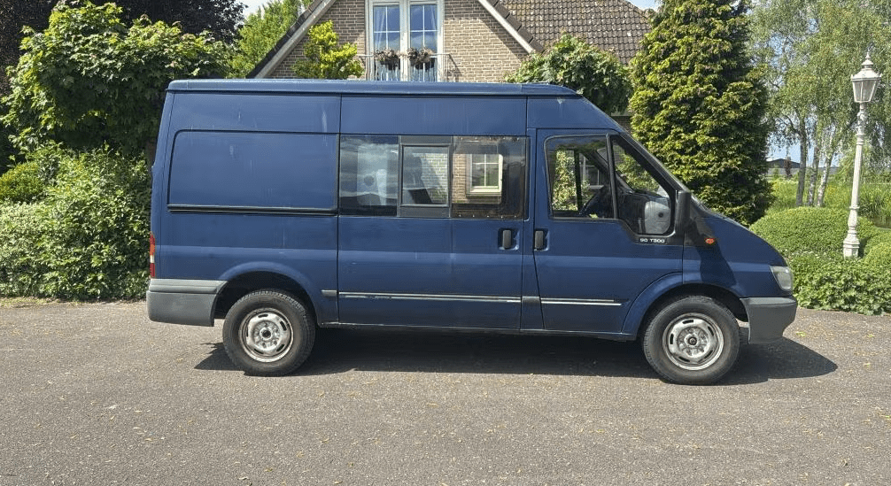 FORD TRANSIT-300m- Ford Transit 300M 2.4TDdi HD DC (bj 2005)