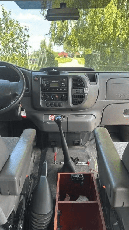 Ford Transit 300M 2.4TDdi HD DC (bj 2005)