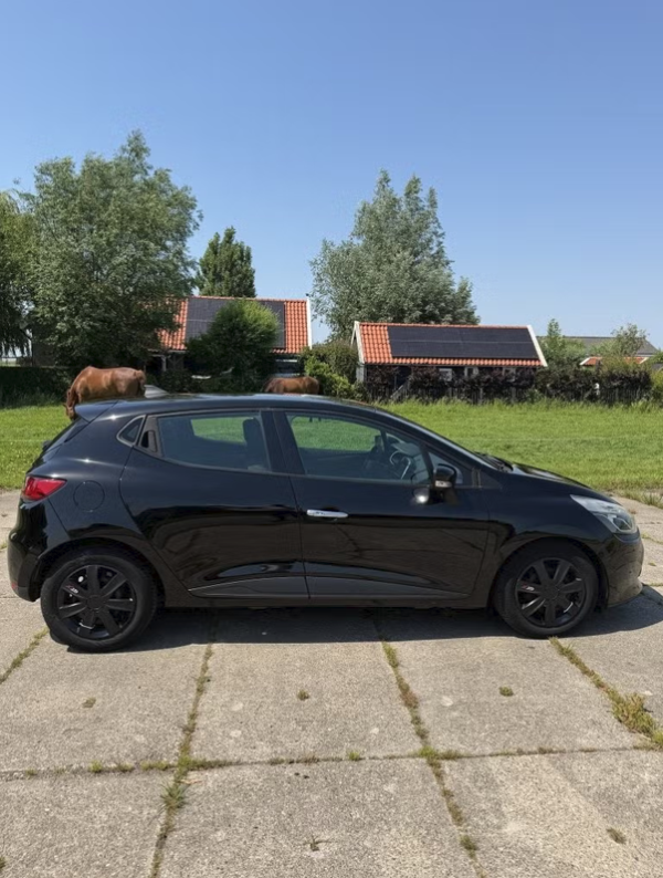 RC5 Renault Clio 1.5 dCi Expression (bj 2015)