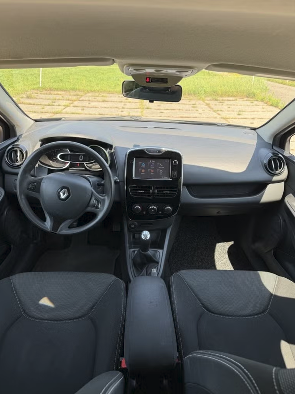 RC8 Renault Clio 1.5 dCi Expression (bj 2015)