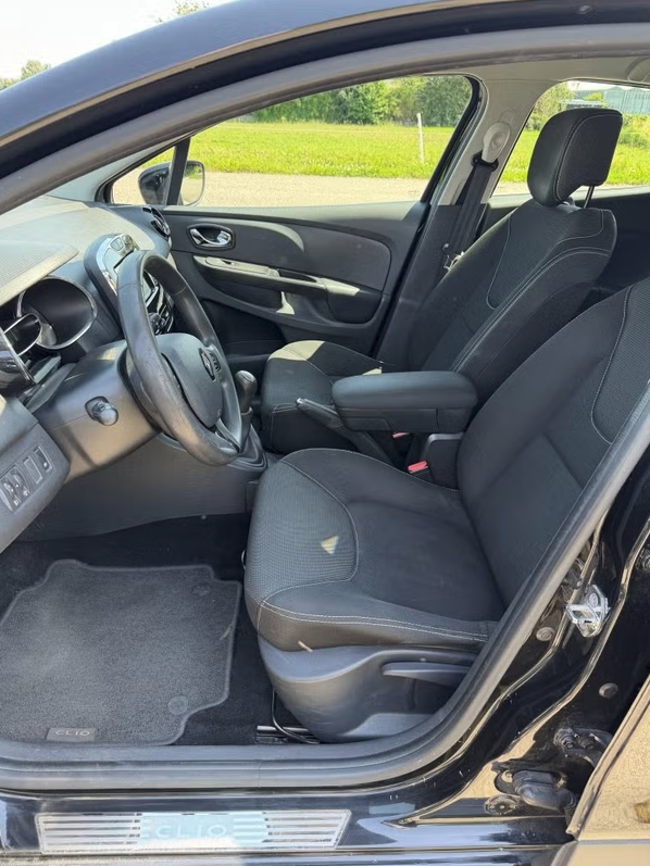 RC9 Renault Clio 1.5 dCi Expression (bj 2015)