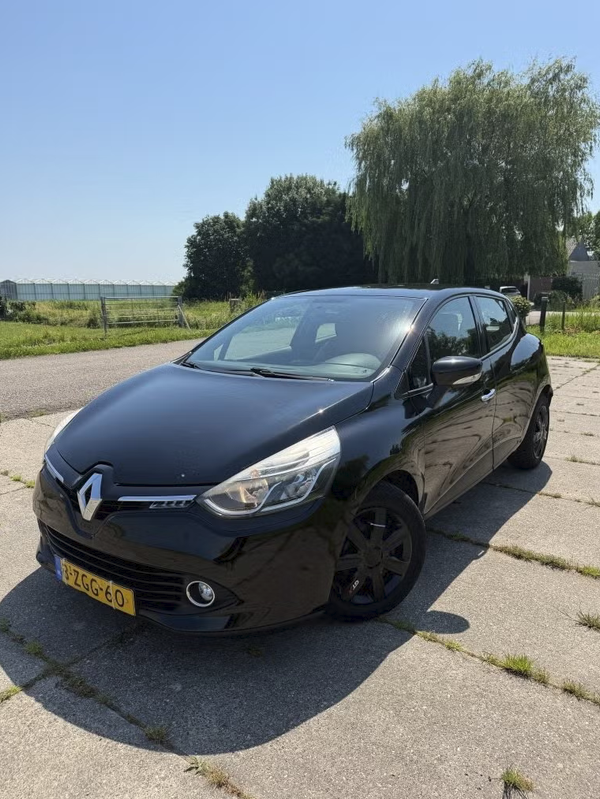 Renault-Clio Renault Clio 1.5 dCi Expression (bj 2015)