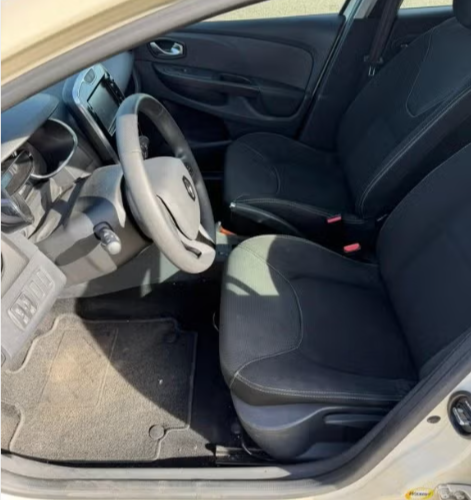 Renault Clio 1.5 dCi Expression (bj 2015, semi-automaat)