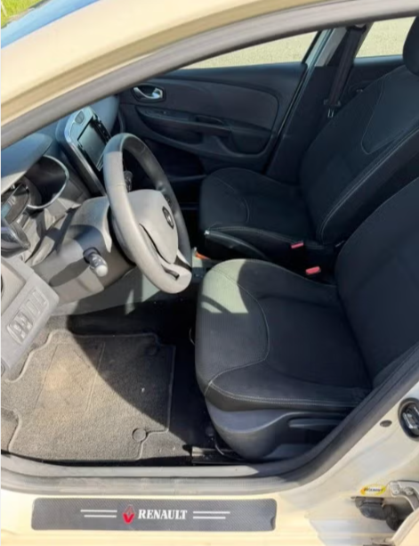 Renault Clio 1.5 dCi Expression (bj 2015, semi-automaat)