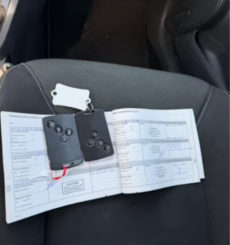Renault Clio 1.5 dCi Expression (bj 2015, semi-automaat)