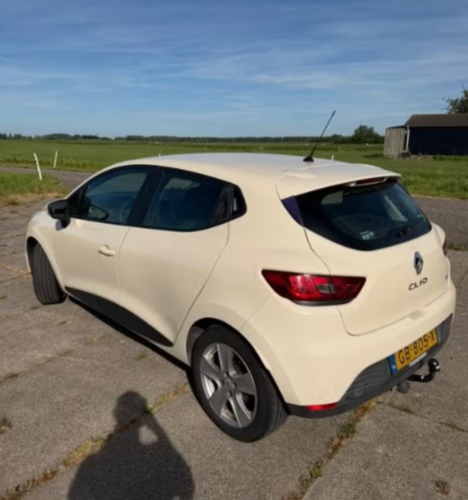 Renault Clio 1.5 dCi Expression (bj 2015, semi-automaat)