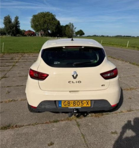 Renault Clio 1.5 dCi Expression (bj 2015, semi-automaat)