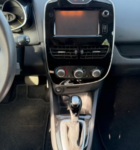 Renault Clio 1.5 dCi Expression (bj 2015, semi-automaat)